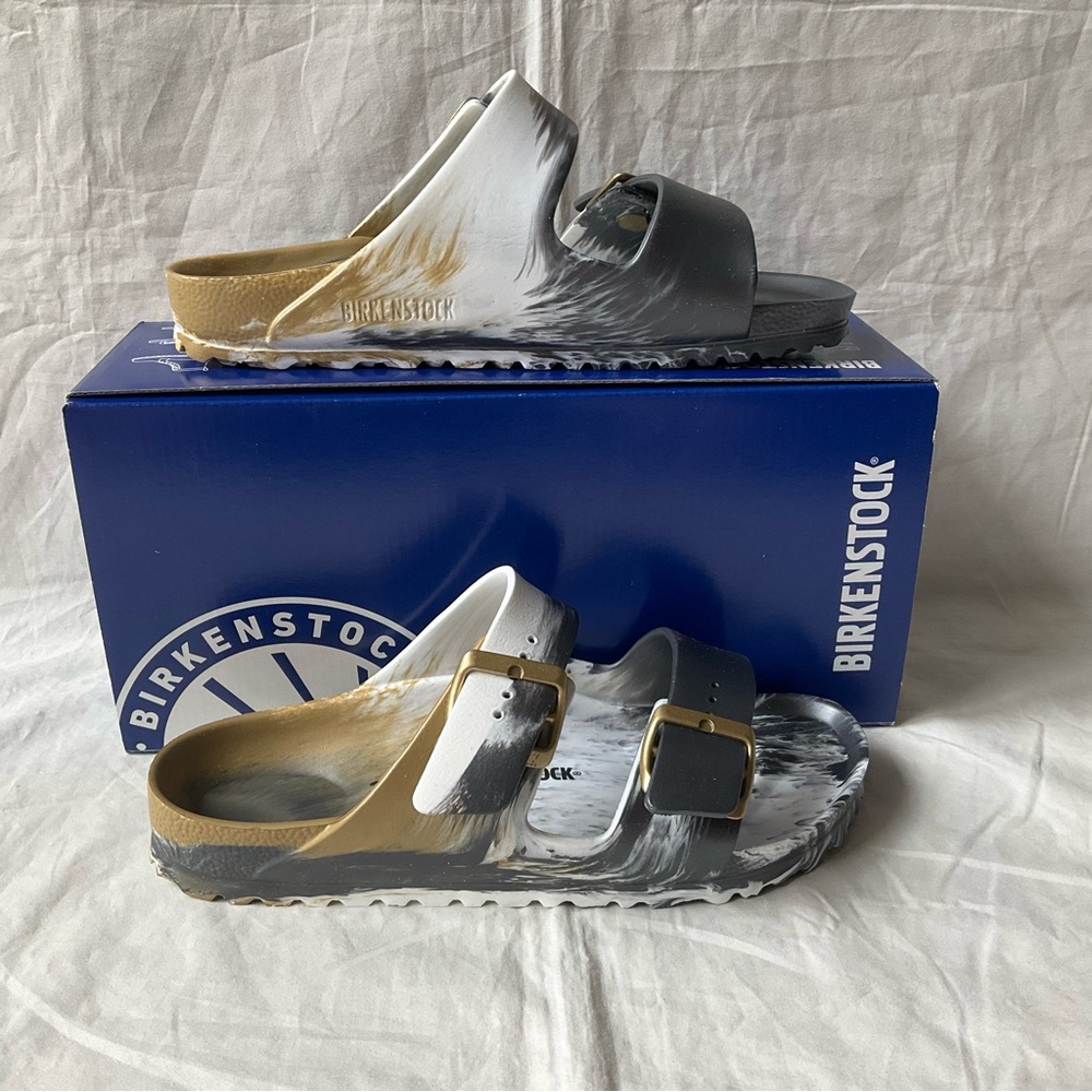 New Birkenstock Arizona EVA Sandal Black Gold Size 7 / 38